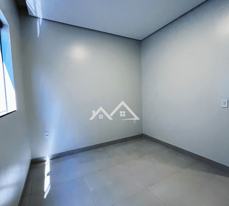 Imóvel setor 09 R4 185MIL (92)