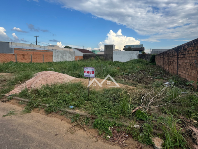 Terreno à venda no bairro Nova União 3 em Ariquemes-RO