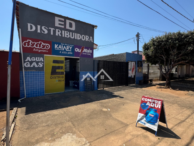 Espaço comercial disponível para locação no bairro Jardim Jorge Teixeira em Ariquemes-RO